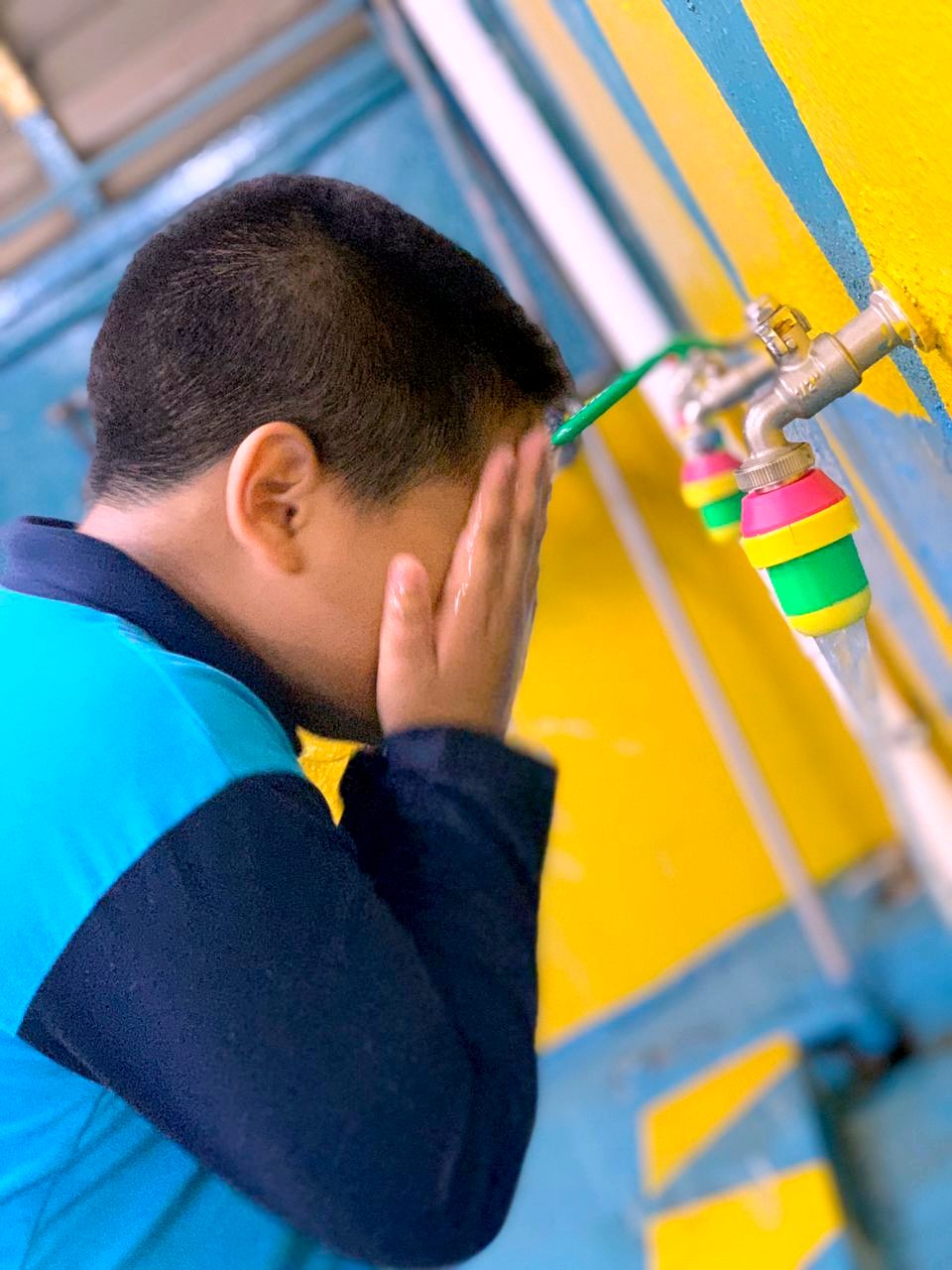 Murid berwuduk